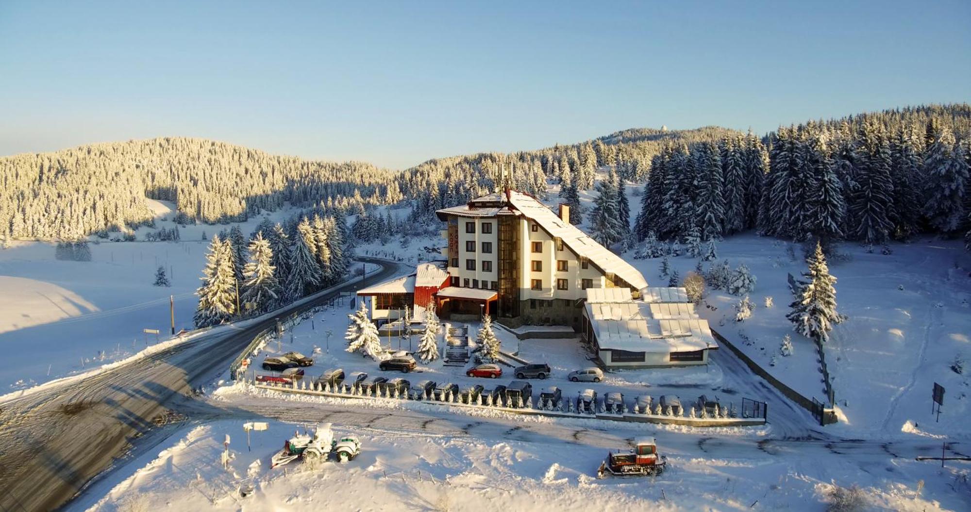 Hotel Coop Rozhen ปอมโปโรโว ภายนอก รูปภาพ