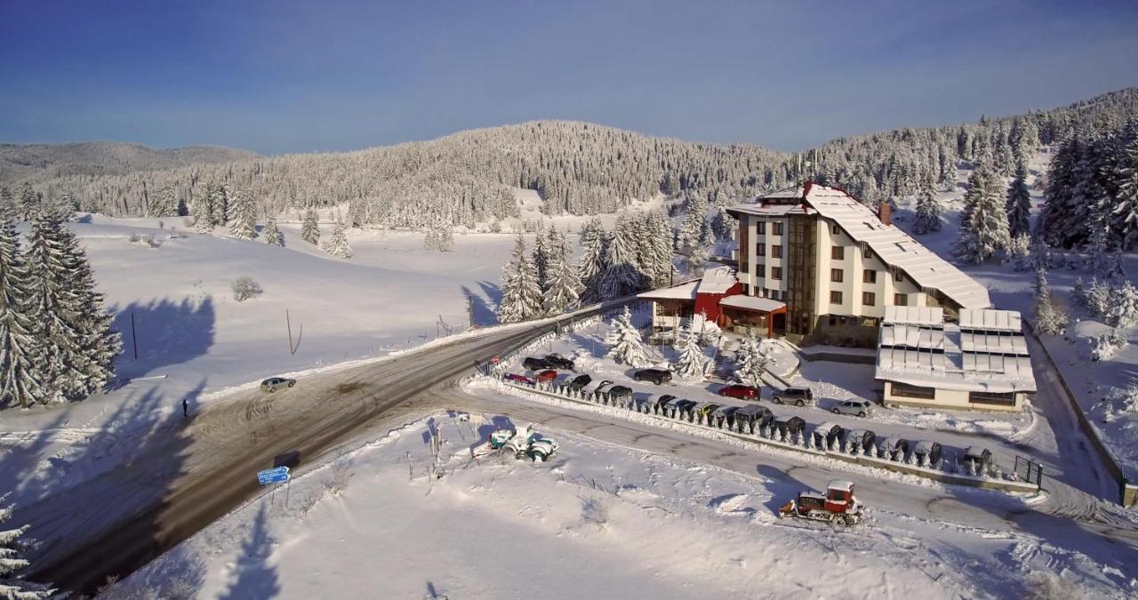 Hotel Coop Rozhen ปอมโปโรโว ภายนอก รูปภาพ